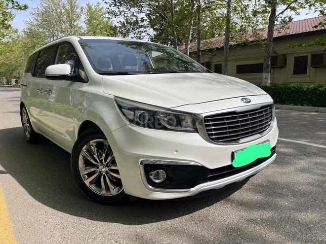 Kia Carnival 2015, 300,000 km - 2.2 l - Bakı