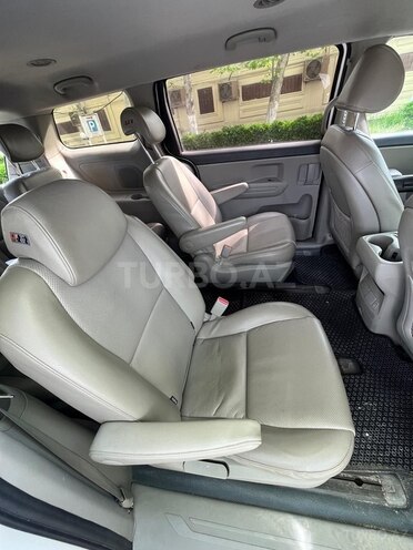 Kia Carnival 2015, 300,000 km - 2.2 l - Bakı