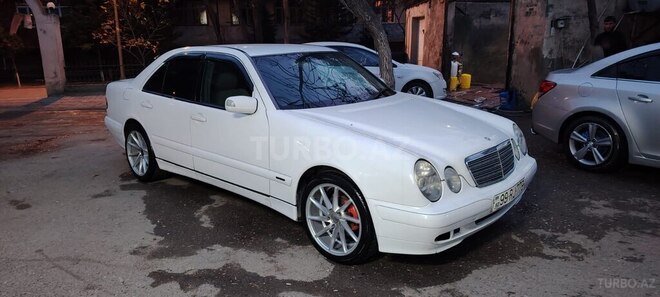 Mercedes E 220 d 1999, 555,000 km - 2.2 l - Sumqayıt