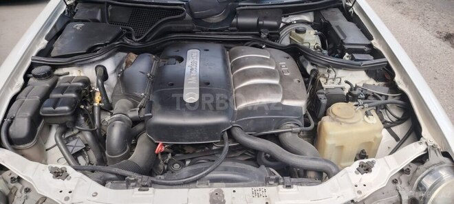 Mercedes E 220 d 1999, 555,000 km - 2.2 l - Sumqayıt