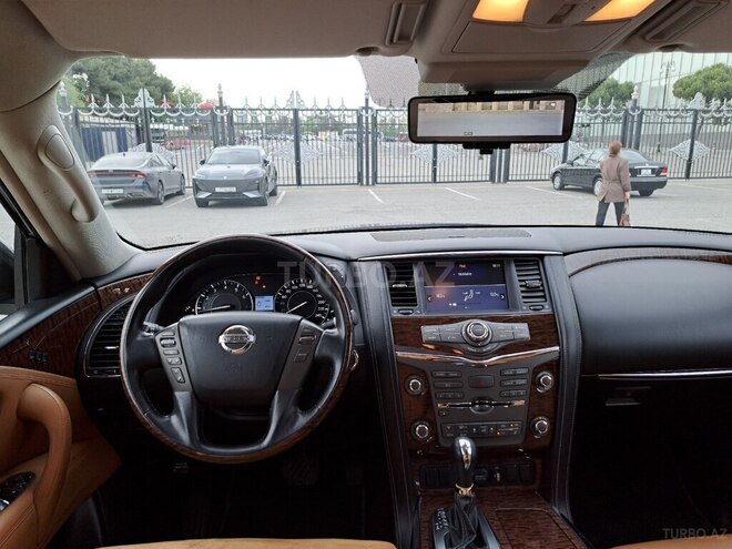 Nissan Patrol 2019, 84,900 km - 4.0 l - Bakı