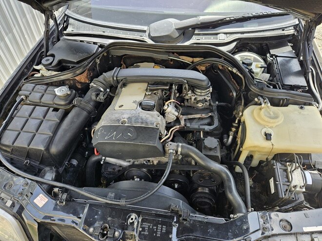 Mercedes C 230 1998, 300,000 km - 2.3 л - Bakı