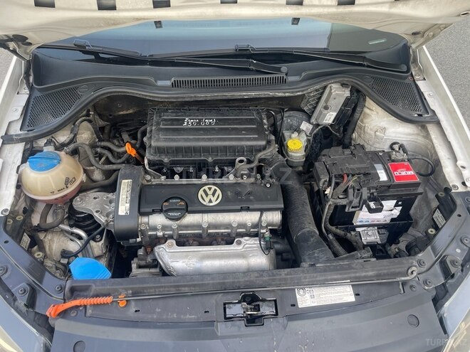 Volkswagen Polo 2010, 181,211 km - 1.4 л - Bakı