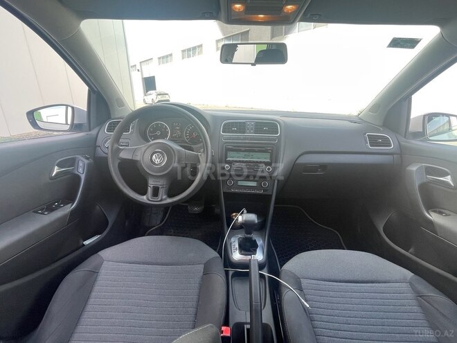 Volkswagen Polo 2010, 181,211 km - 1.4 л - Bakı