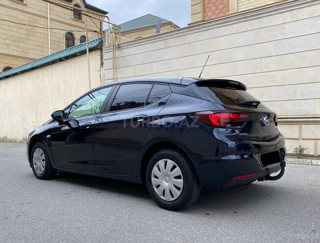 Opel Astra 2017, 178,000 km - 1.0 l - Bakı