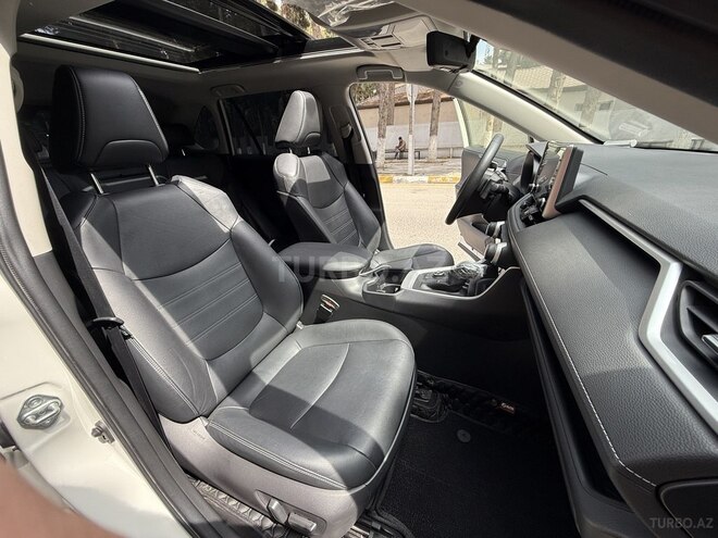 Toyota RAV4 2022, 33,000 km - 2.0 l - Bakı