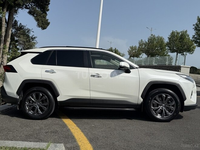 Toyota RAV4 2022, 33,000 km - 2.0 l - Bakı