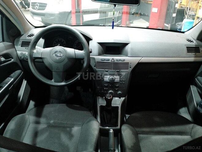 Opel Astra 2004, 222,690 km - 1.4 l - Bakı
