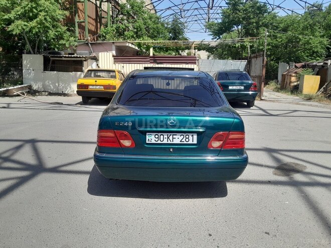 Mercedes E 240 1998, 308,211 km - 2.4 l - Bakı