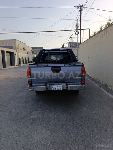 Mitsubishi L200 2014, 378,000 km - 2.5 l - Bakı