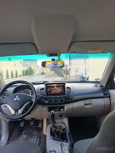 Mitsubishi L200 2014, 378,000 km - 2.5 l - Bakı