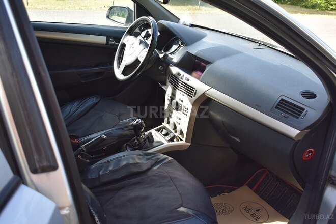 Opel Astra 2008, 300,000 km - 1.3 l - Lənkəran