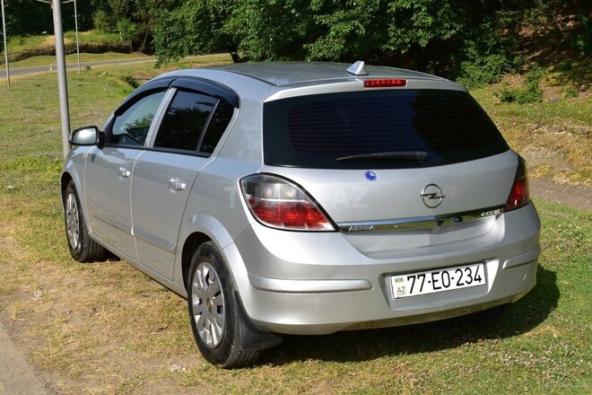 Opel Astra 2008, 300,000 km - 1.3 l - Lənkəran