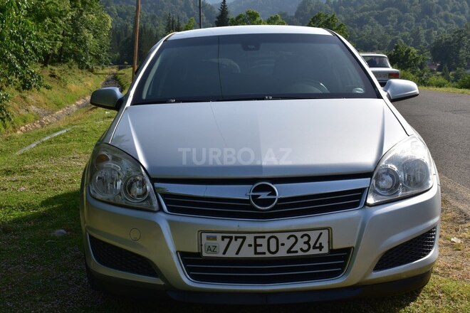 Opel Astra 2008, 300,000 km - 1.3 l - Lənkəran