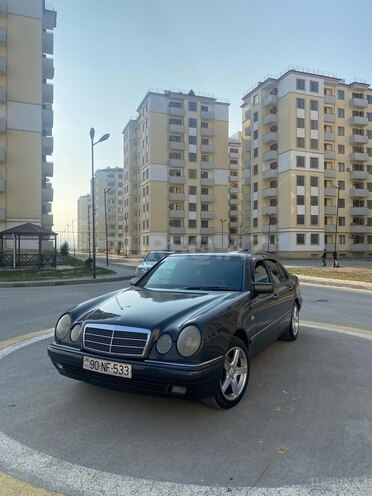 Mercedes E 230 1996, 200,000 km - 2.3 l - Sumqayıt