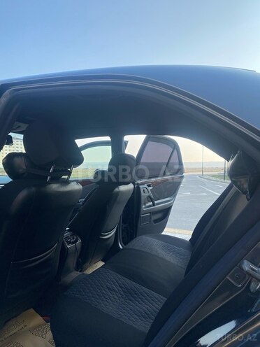 Mercedes E 230 1996, 200,000 km - 2.3 l - Sumqayıt