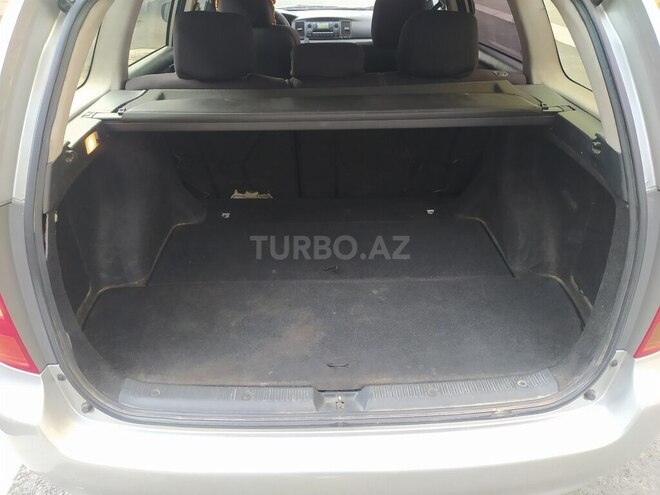 Toyota Corolla 2006, 370,400 km - 1.4 l - Mingəçevir