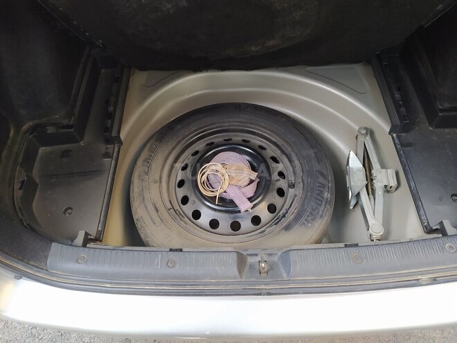 Toyota Corolla 2006, 370,400 km - 1.4 l - Mingəçevir