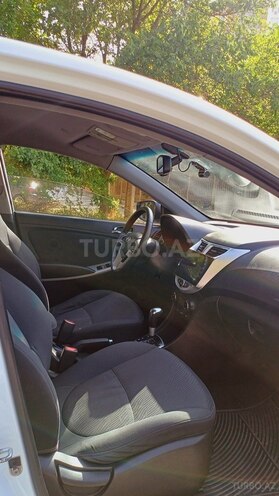 Hyundai Accent 2012, 205,000 km - 1.6 l - Bakı