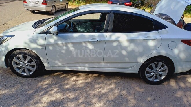 Hyundai Accent 2012, 205,000 km - 1.6 l - Bakı