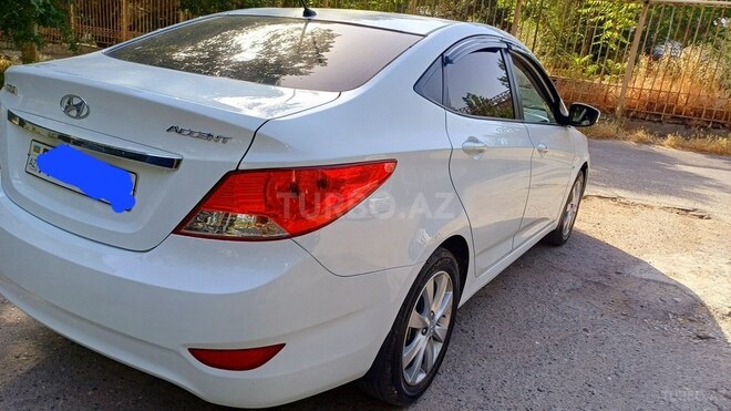 Hyundai Accent 2012, 205,000 km - 1.6 l - Bakı