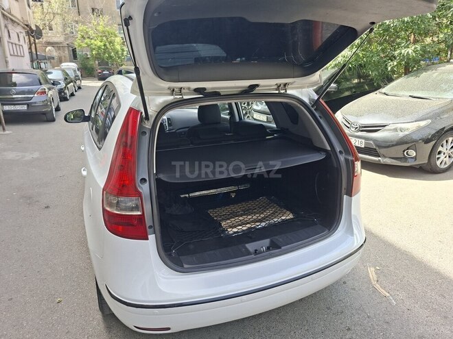 Hyundai i30 2009, 388,000 km - 1.6 l - Bakı