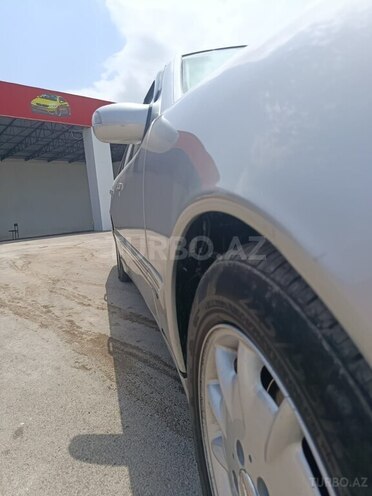 Mercedes E 220 d 1999, 460,000 km - 2.2 l - Tovuz