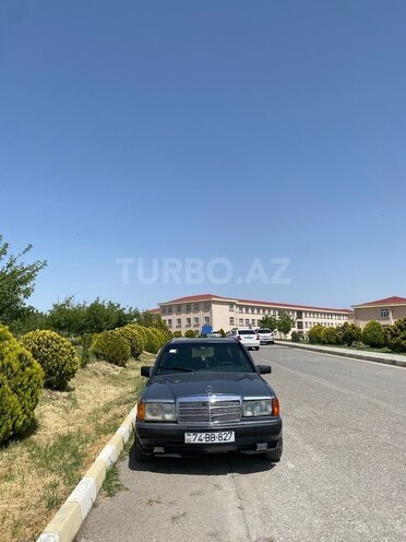 Mercedes 190 1992, 300,000 km - 1.8 l - Naxçıvan