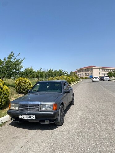 Mercedes 190 1992, 300,000 km - 1.8 l - Naxçıvan