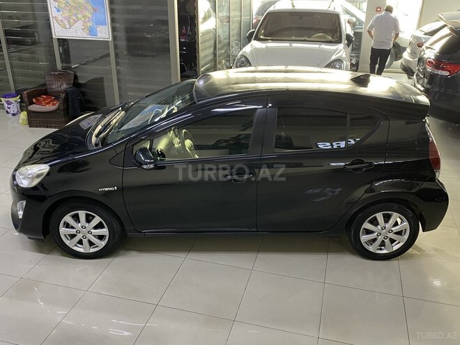 Toyota Aqua 2015, 91,000 km - 1.5 l - Sumqayıt