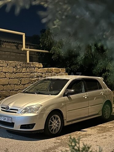 Toyota Corolla 2006, 240,000 km - 1.4 l - Bakı