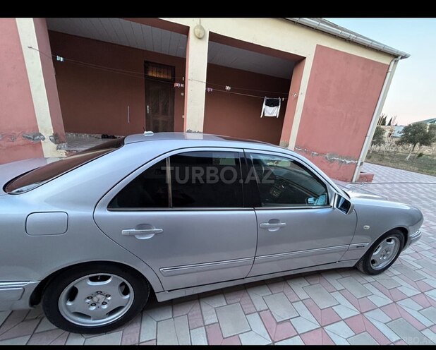 Mercedes E 240 1998, 440,000 km - 2.4 l - Bakı