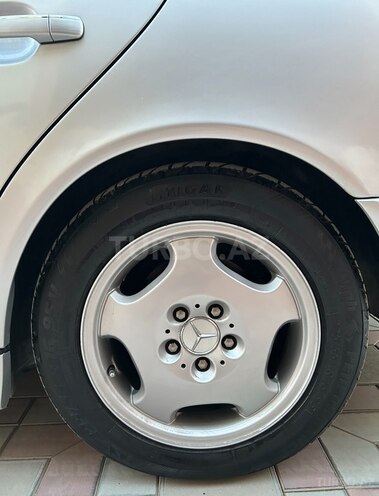 Mercedes E 240 1998, 440,000 km - 2.4 l - Bakı