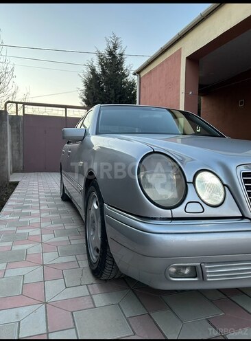Mercedes E 240 1998, 440,000 km - 2.4 l - Bakı