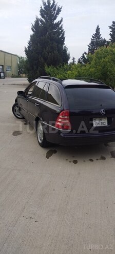 Mercedes C 240 2003, 197,567 km - 2.6 l - Bakı
