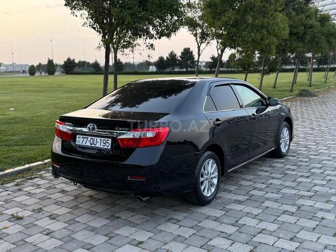 Toyota Camry-5
