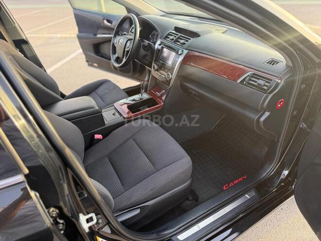 Toyota Camry-20