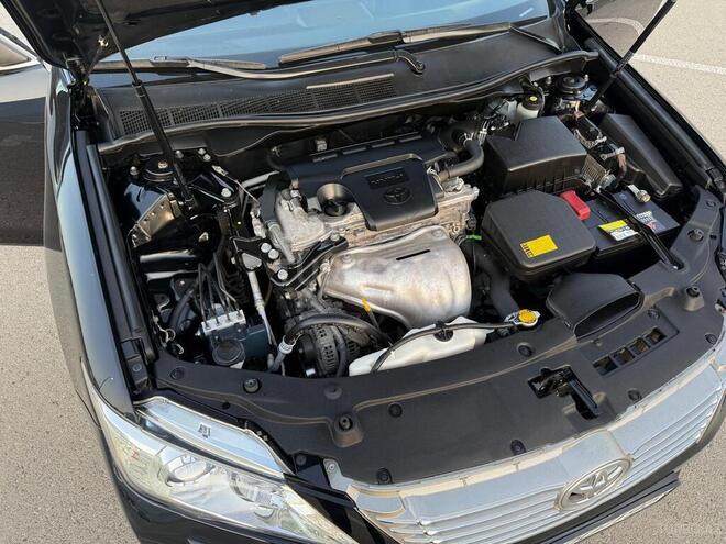 Toyota Camry-17