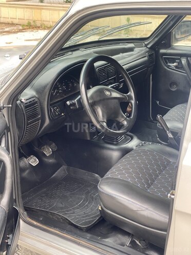 GAZ 31105 2004, 171,840 km - 2.4 l - Qazax
