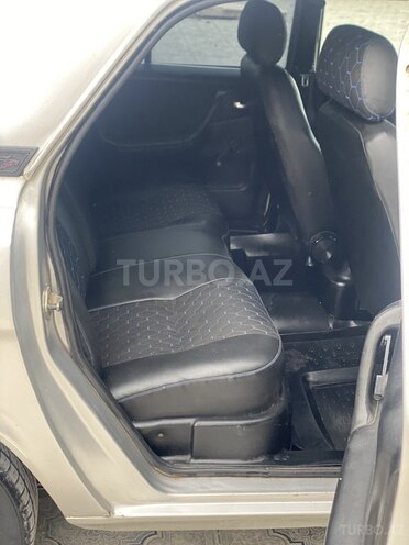 GAZ 31105 2004, 171,840 km - 2.4 l - Qazax