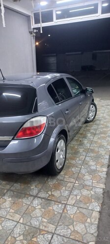 Opel Astra 2006, 235,000 km - 1.4 l - Gəncə