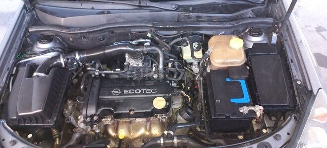 Opel Astra 2006, 235,000 km - 1.4 l - Gəncə