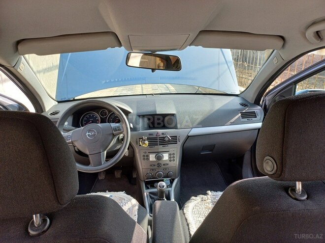 Opel Astra 2006, 235,000 km - 1.4 l - Gəncə