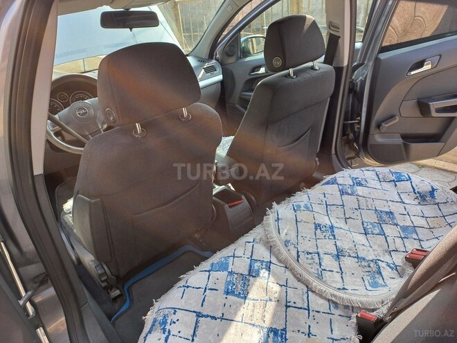 Opel Astra 2006, 235,000 km - 1.4 l - Gəncə