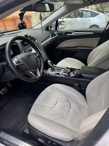 Ford Fusion (North America) 2015, 175,000 km - 2.0 л - Bakı