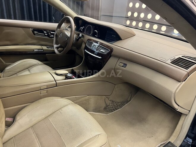 Mercedes  2008, 137,000 km - 6.2 l - Bakı