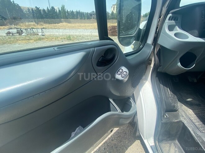 Ford Transit 2009, 338,000 km - 2.2 л - Bakı