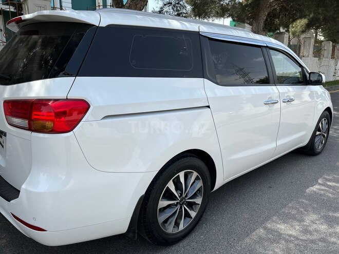 Kia Carnival 2015, 228,526 km - 2.2 l - Bakı