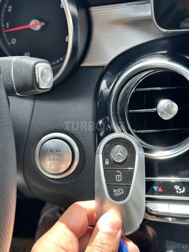 Mercedes C 300 2015, 180,000 km - 2.0 l - Bakı
