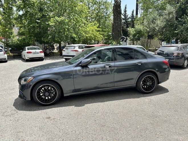 Mercedes C 300 2015, 180,000 km - 2.0 l - Bakı